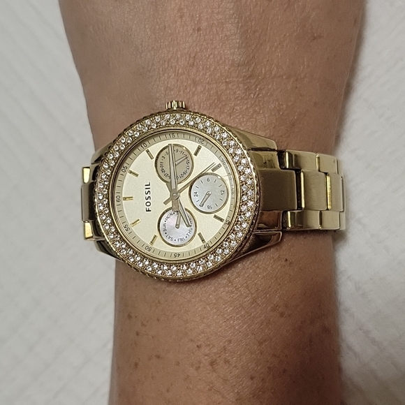 Womens Watch - Picture 4 of 5